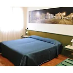 Rometta 3*