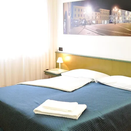 Ξενοδοχείο Rometta 3*