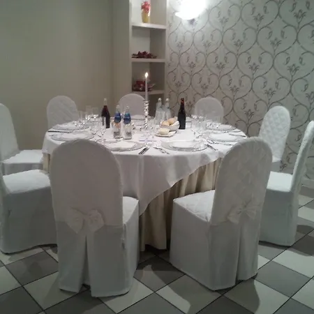 Rometta 3*