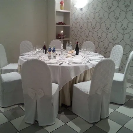 Rometta Hotel 3*