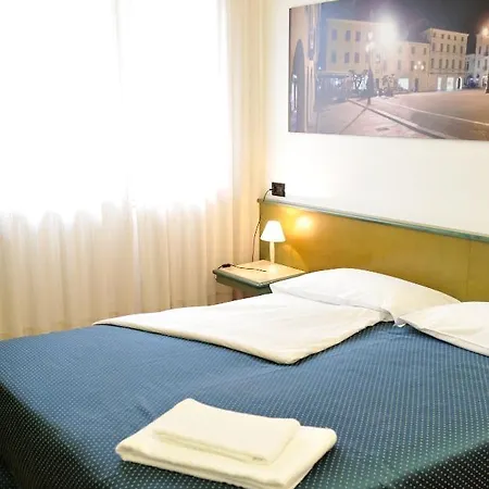 Rometta 3*