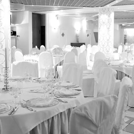 Rometta Hotel 3*